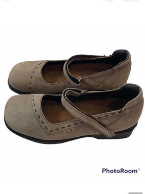 NAOT Taupe Mary Jane Leather Comfort Shoes Size 38